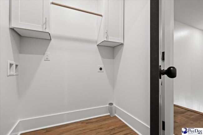 Building Photo - 1308 Twelve Oaks Ln