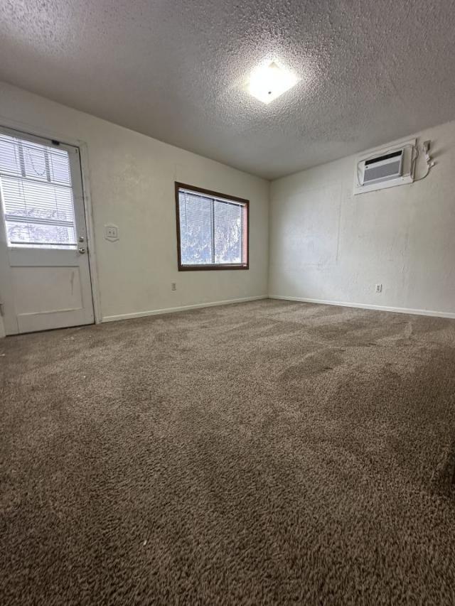 Building Photo - 2 bedroom in Billings MT 59101