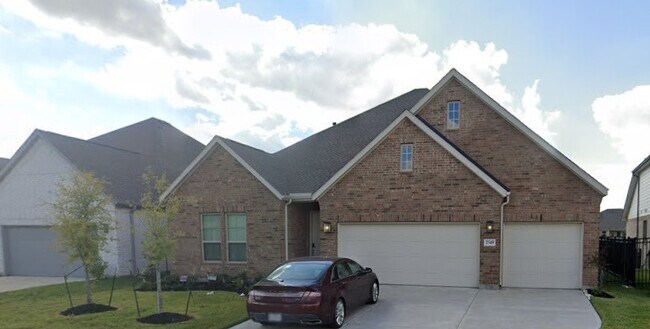 Building Photo - 2349 Blue Sail Dr