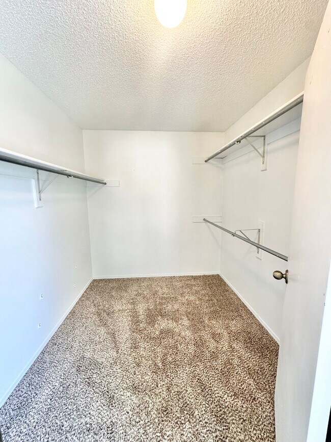Building Photo - Beautiful home on Sausalito for rent!