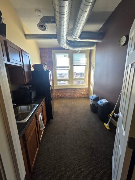 Kitchen - 809A N Salina St