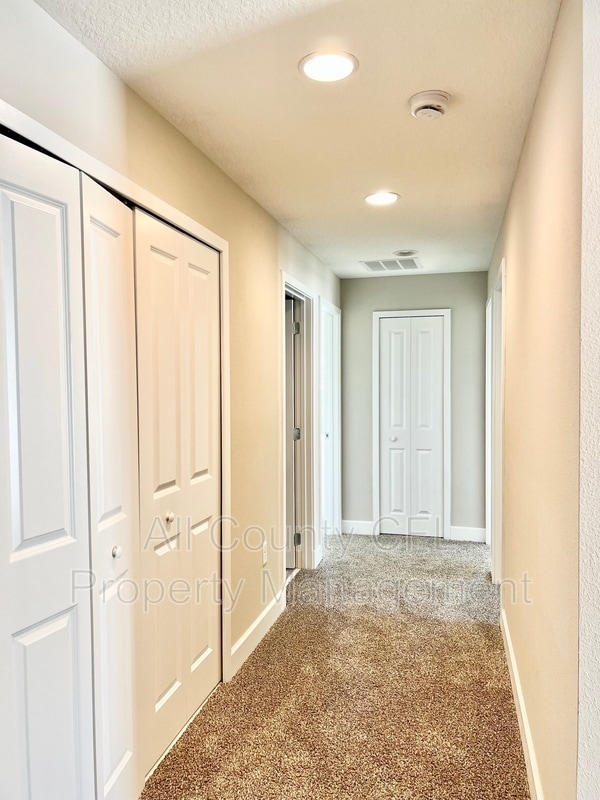 Building Photo - 1402 Captiva Cv