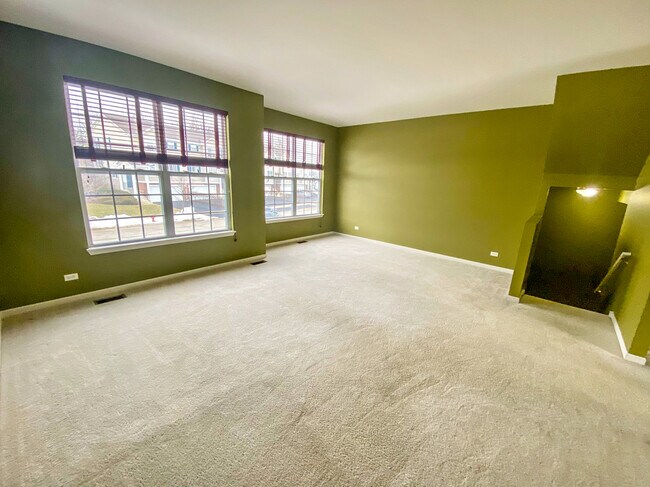 Building Photo - 2249 Hudson Cir