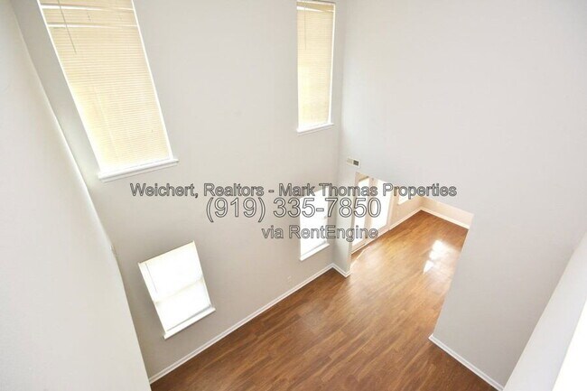 Building Photo - 905 Reedy Way