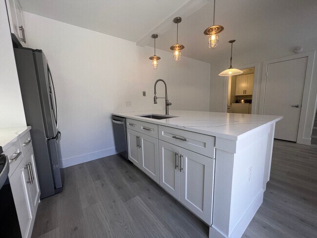 Building Photo - Townhouse 2 Bedroom 2.5 Bath West Palm beach