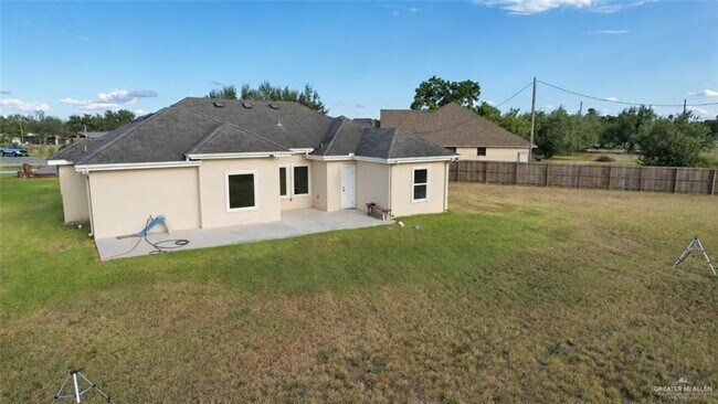 Building Photo - 5305 Ginko Dr