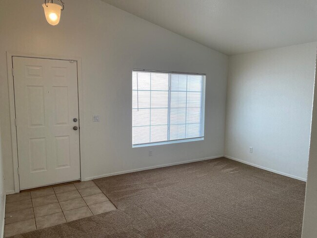 Building Photo - 6831 S 33rd Dr