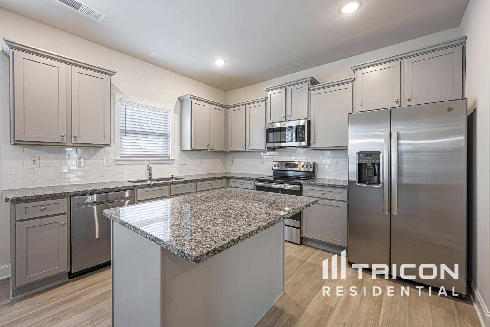 Building Photo - 228 Margrave Dr