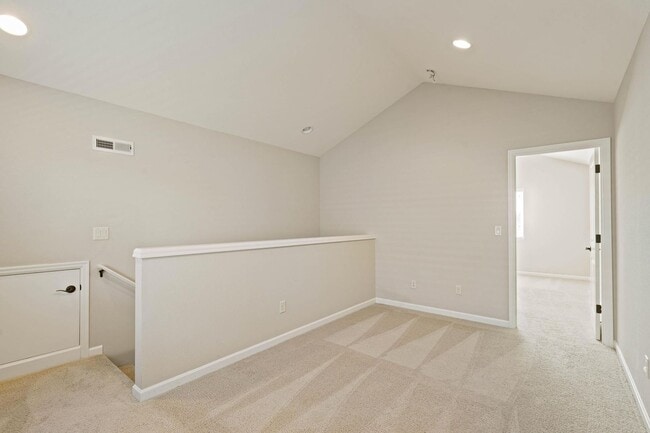Building Photo - Spacious 4-bdrm/3-bath in North Bethany—Ga...