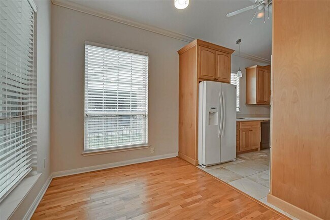 Building Photo - 11434 Elizabeth Brook Dr