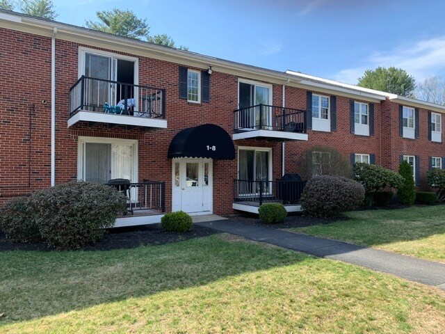 Building Photo - 246 E Bridge St