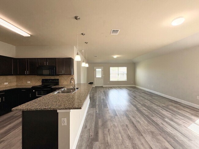Building Photo - 11708 Cambrian Rd