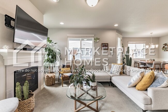 Building Photo - 8122 River Run Dr