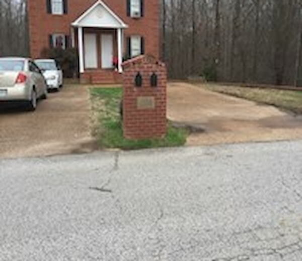 Building Photo - Charming 2-Bedroom 1.5 bath in Henderson, ...