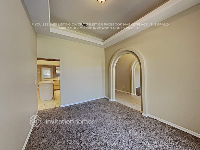 Building Photo - 14816 Pine Cone Trail