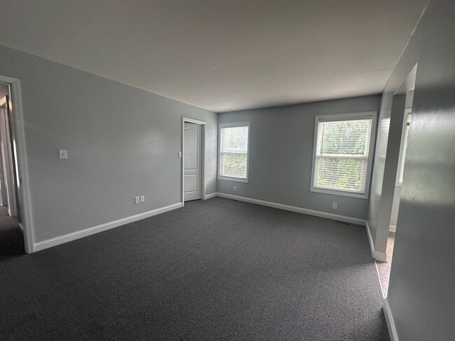 Building Photo - 5519 Bannon Crossings Dr