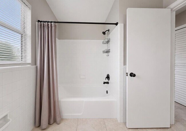 Building Photo - 1725 Bikini Ct