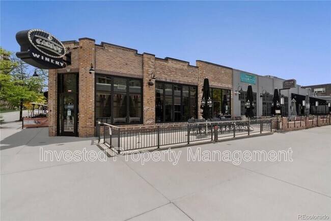 Building Photo - 656 Logan St