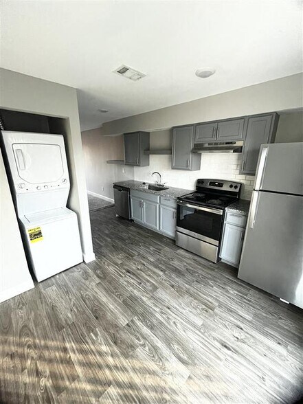 Building Photo - Hillside Apartments