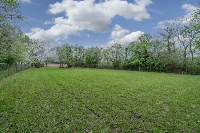 Building Photo - 3409 Herbert Dr