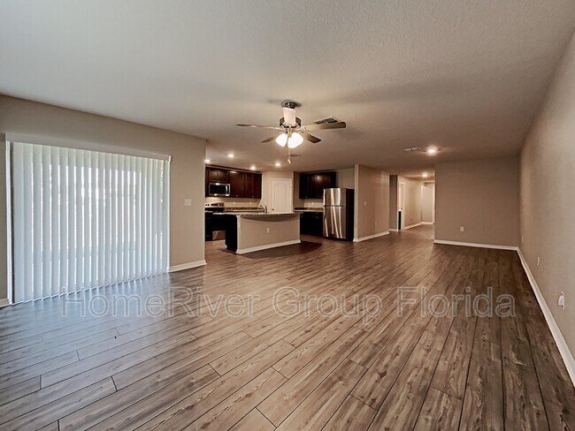 Building Photo - 1904 Michigan Way