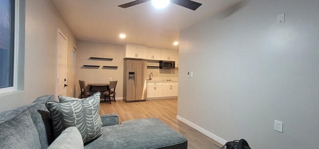 Building Photo - 4229 Panorama Dr