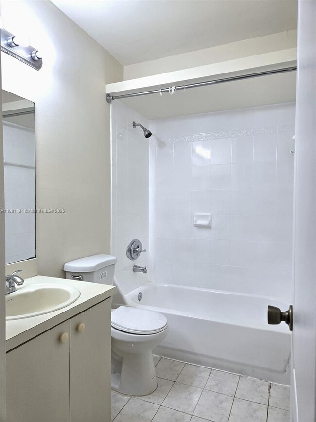 Building Photo - 130 SW 109th Ave