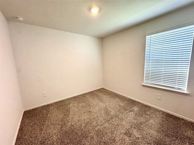 Building Photo - 30407 Carter Cv