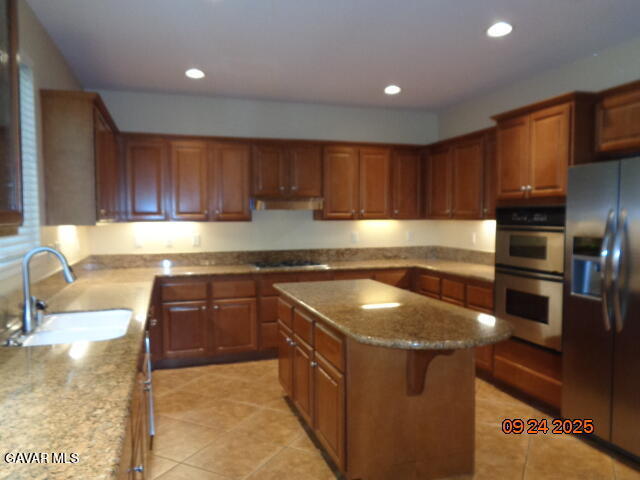 Building Photo - 42308 Klamath Ln
