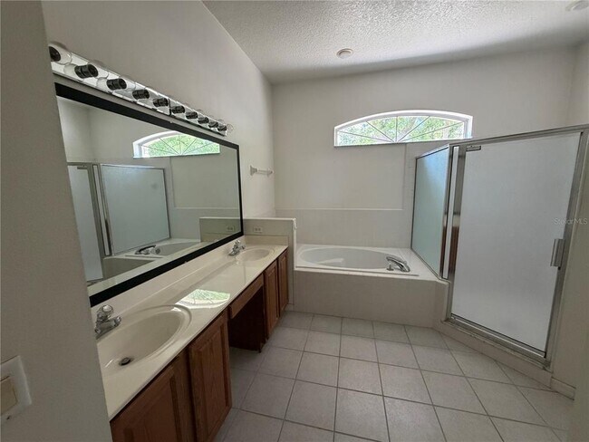 Building Photo - 7841 Belvoir Dr