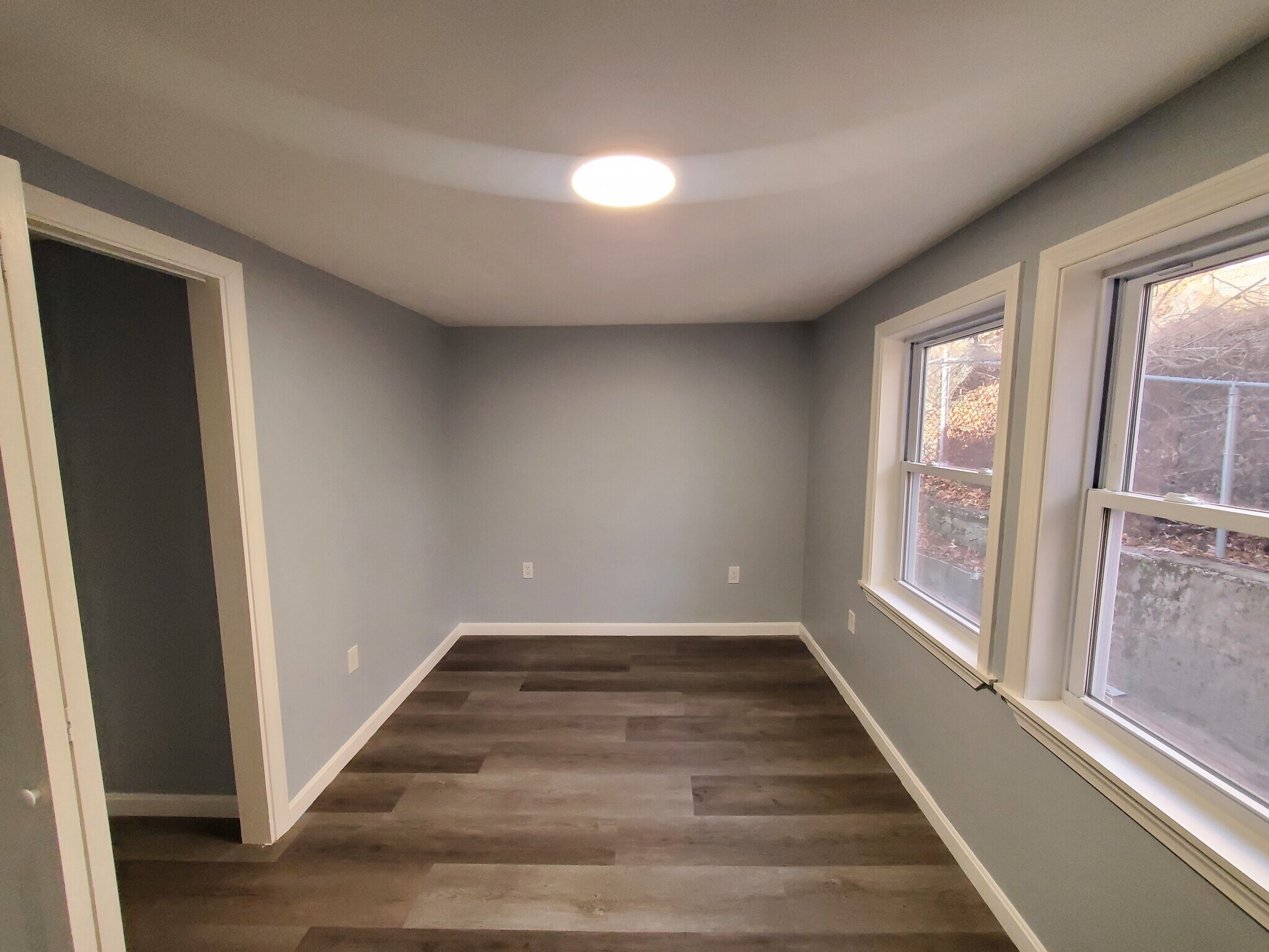 Building Photo - 289 Fellsway W