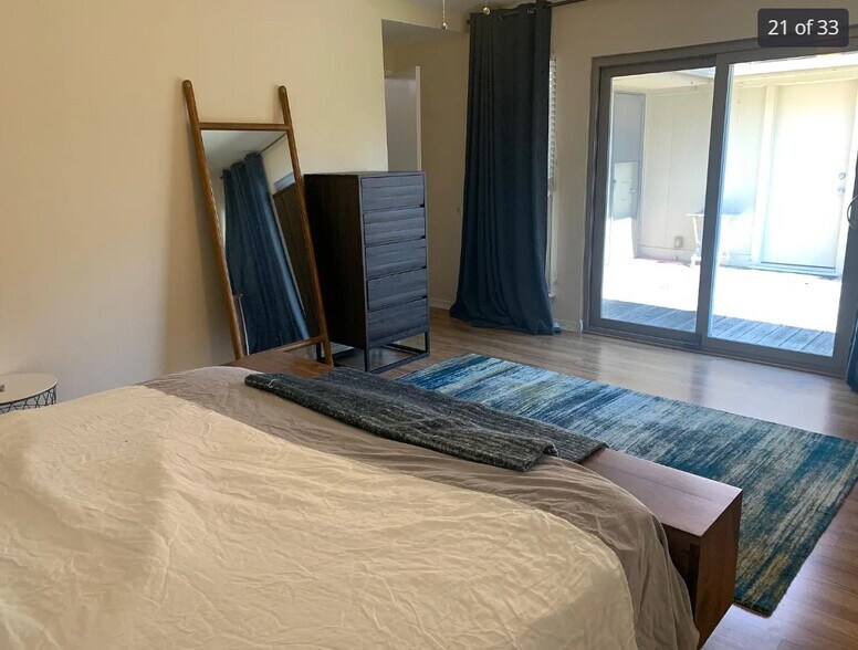 master bedroom - 2000 Geneva Dr