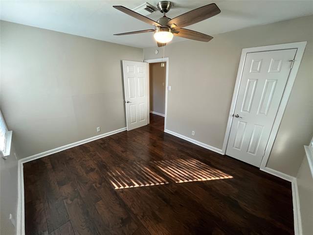 Building Photo - 2227 Winthrop Dr