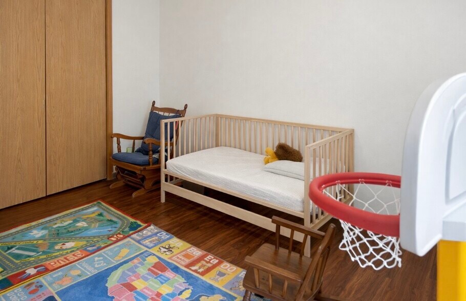 Building Photo - 6398 Nesbitt Rd