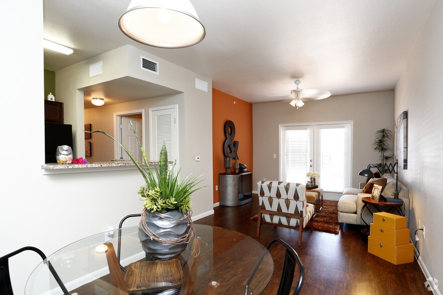 2BR,2BA-1002SQ - Mesquite Terraces