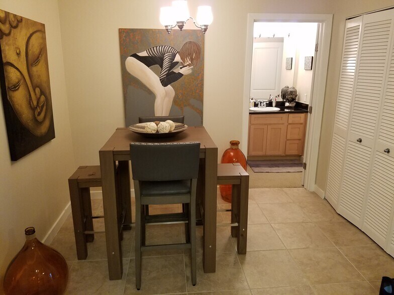 Building Photo - 6400 Christie Ave