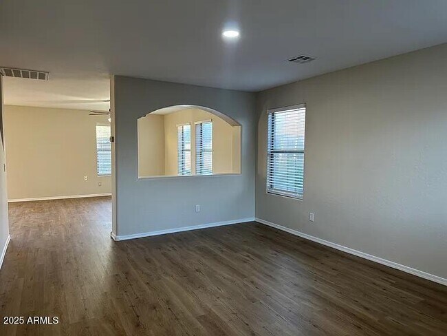 Building Photo - 4249 E Rousay Dr