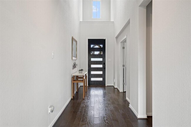 Building Photo - 4101 Gildas Path