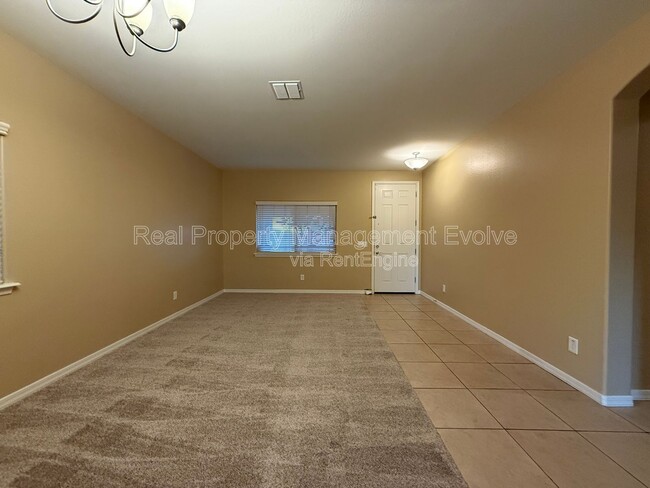 Building Photo - 42239 N Wollemi St