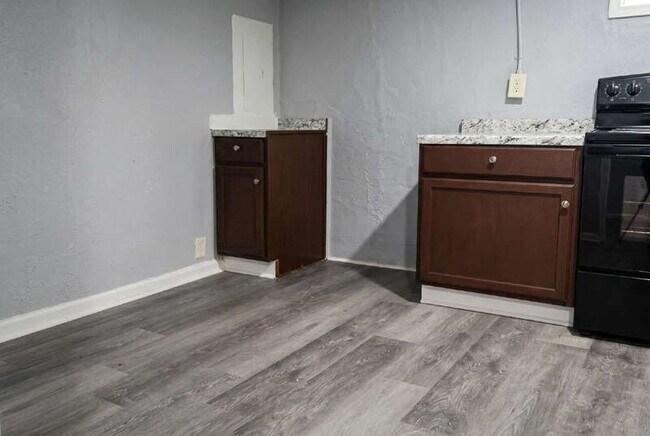 Building Photo - 2655 Old Toney Rd