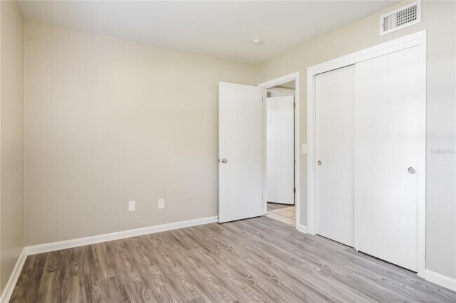 Building Photo - 222 Terrace Dr