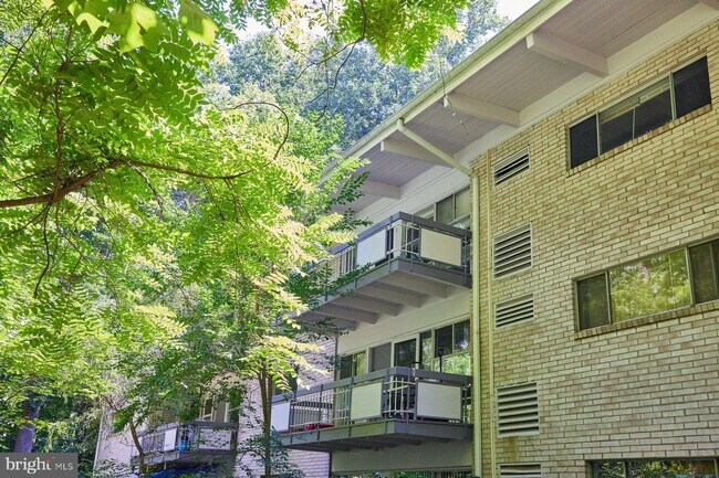 Building Photo - 7723 Donnybrook Ct
