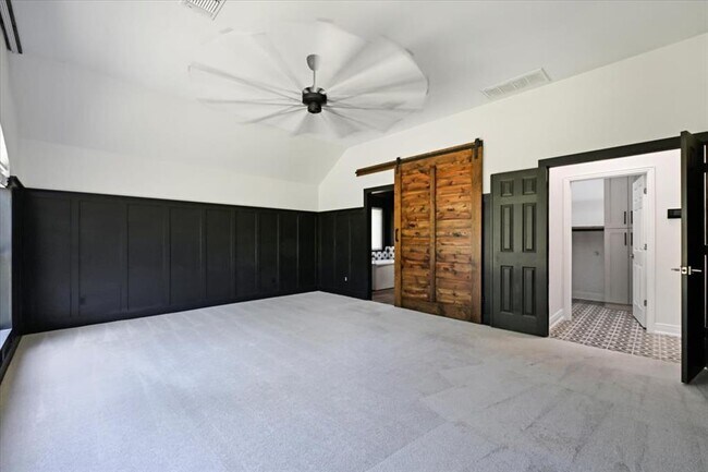 Building Photo - 1218 Canyon Maple Rd