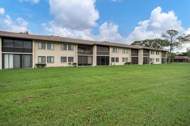 Building Photo - 4614 Longwater Chase