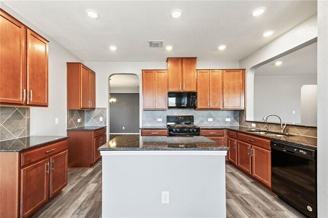 Building Photo - 7937 Arezzo Dr