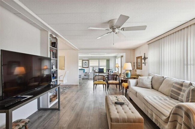 Building Photo - 13225 101st St SE