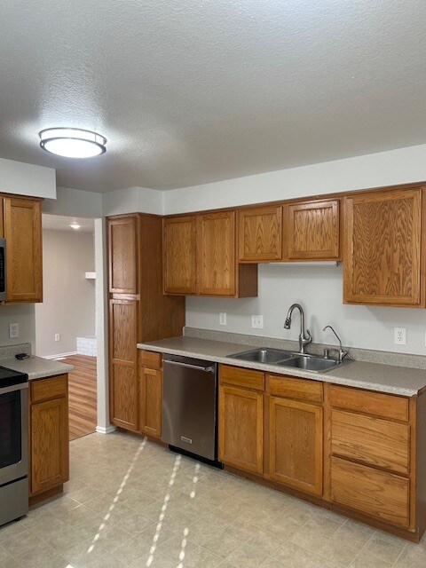 Building Photo - 9580 W Hoff Dr