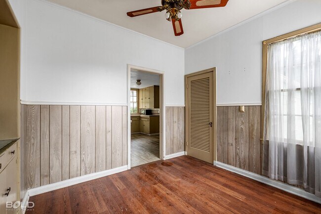 Building Photo - 217 Boulevard Pl