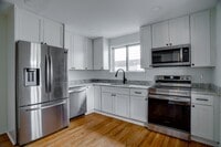 Building Photo - 2403 Flint St