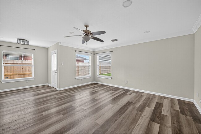 Building Photo - 7242 Autumn Bluff Ln